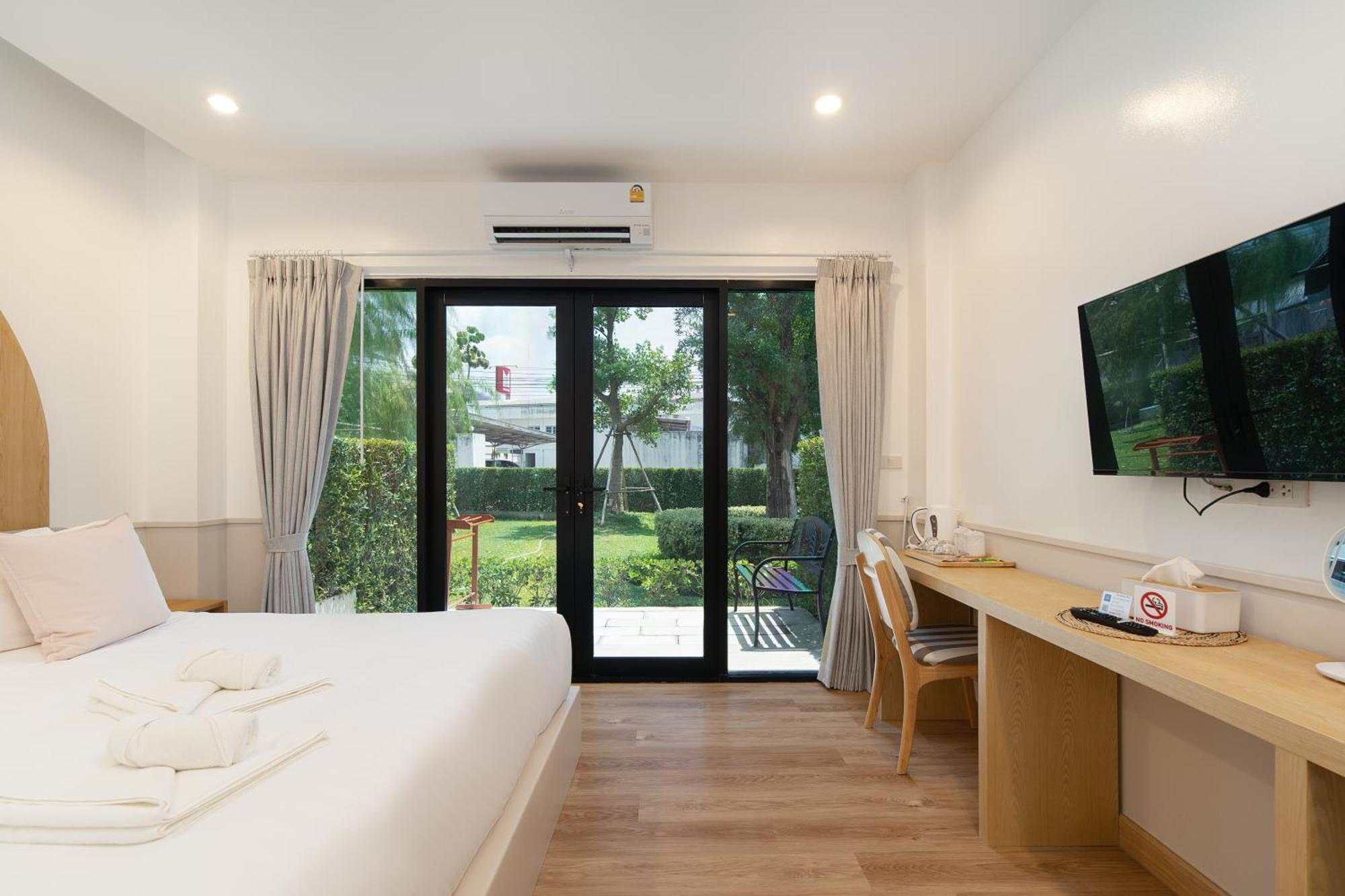The Modeva Hotel Kanchanaburi Exterior foto