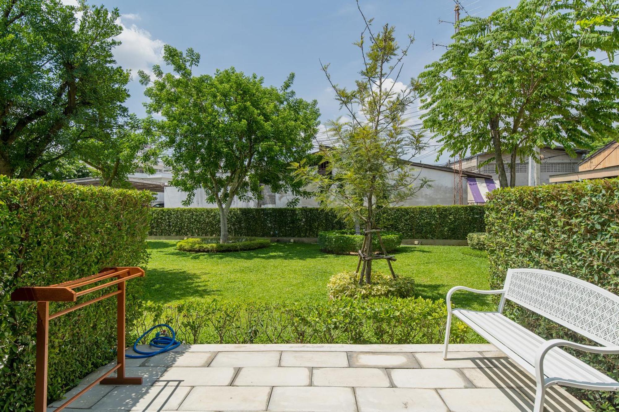 The Modeva Hotel Kanchanaburi Exterior foto
